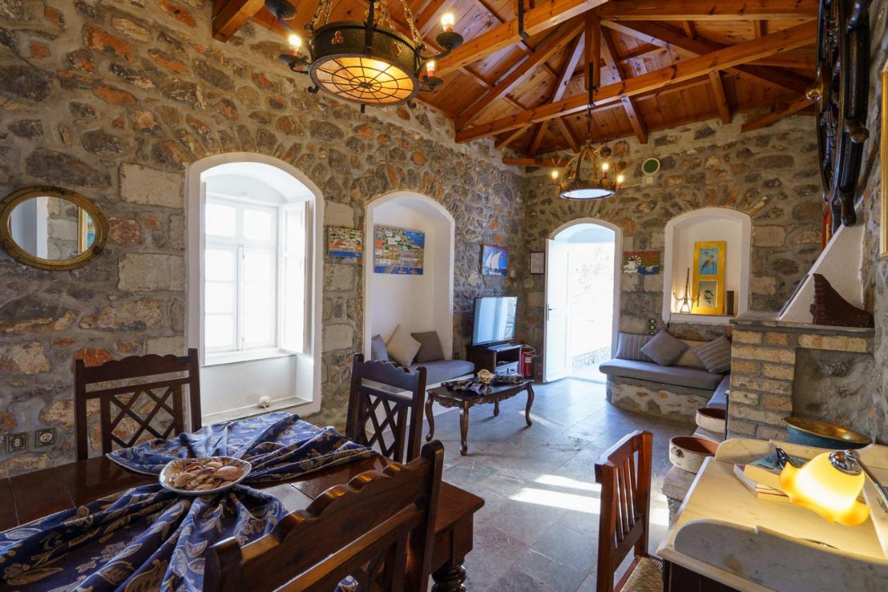 Villa Mandraki Hydra  Buitenkant foto