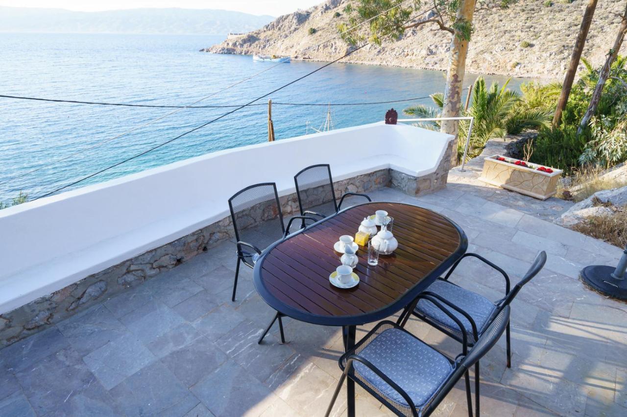 Villa Mandraki Hydra  Buitenkant foto