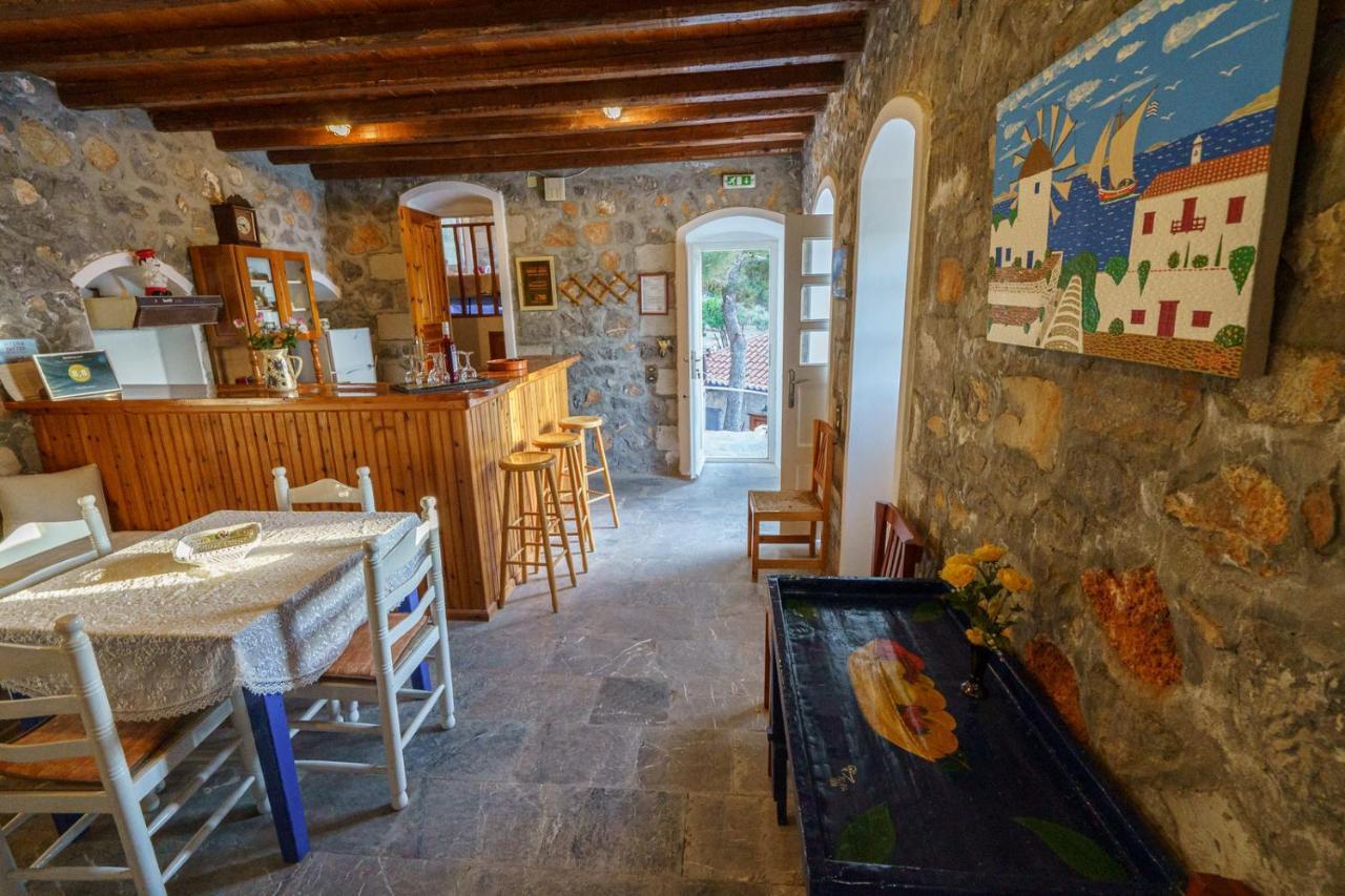 Villa Mandraki Hydra  Buitenkant foto