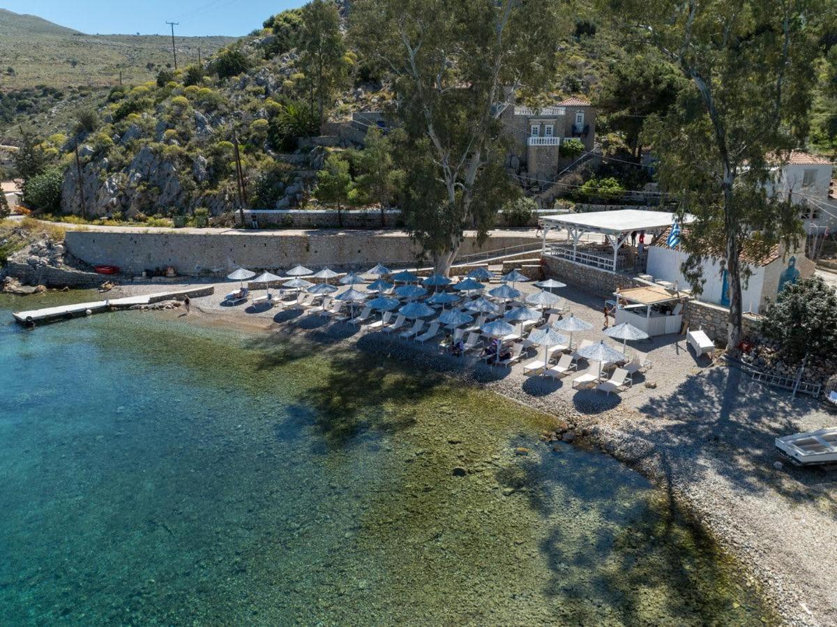 Villa Mandraki Hydra  Buitenkant foto
