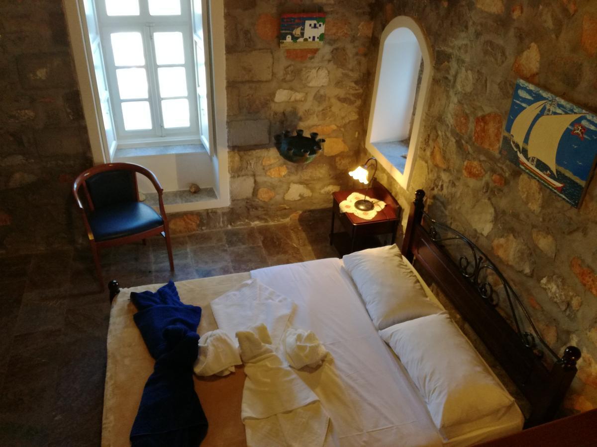 Villa Mandraki Hydra  Buitenkant foto